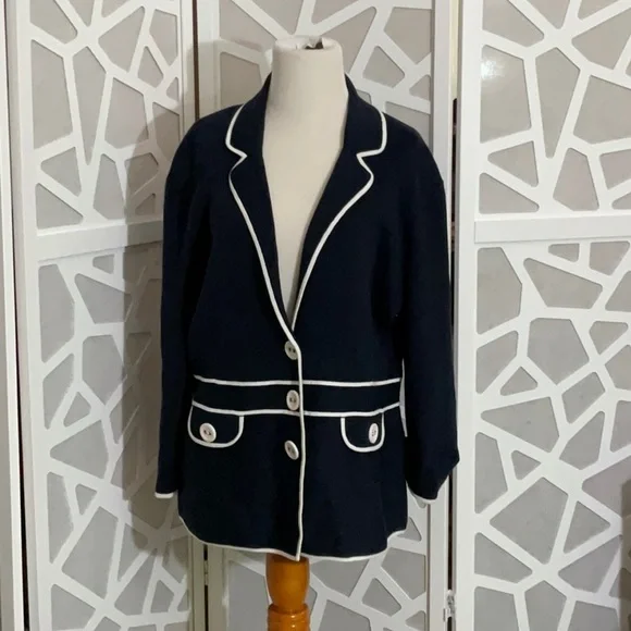 Navy blue and white blazer - Picture 1 of 6